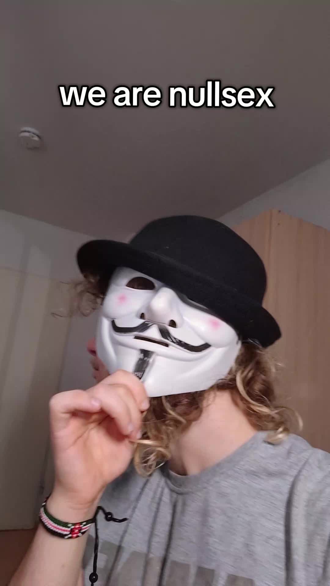 @DeutscherAbgrund