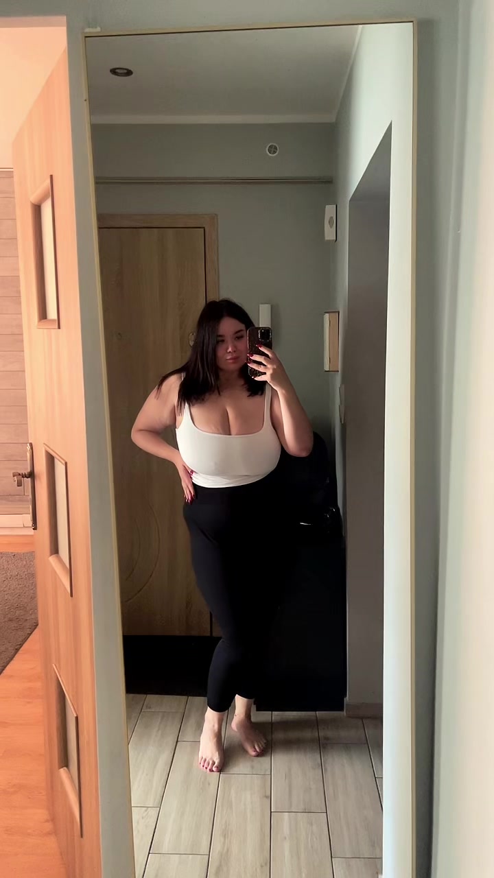 @Lady_In_Dreams🖤