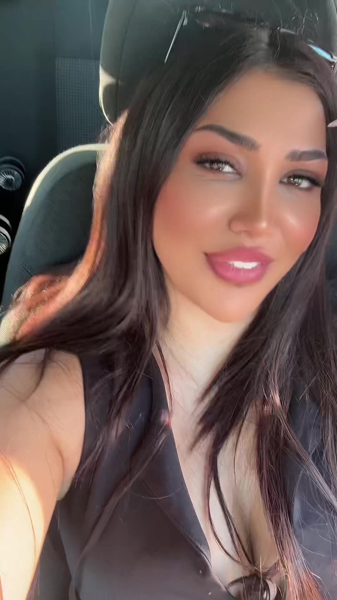 @Mahsa__eyr