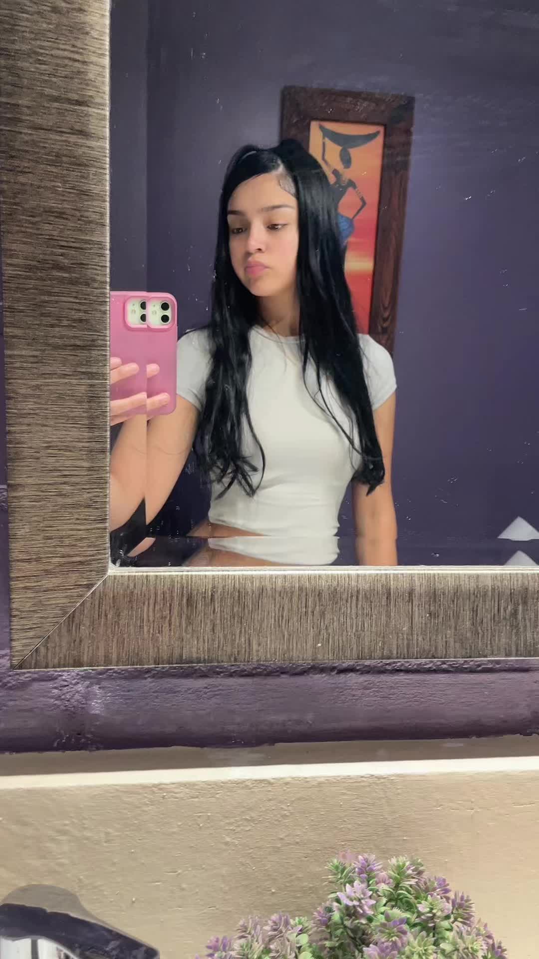 @macarena