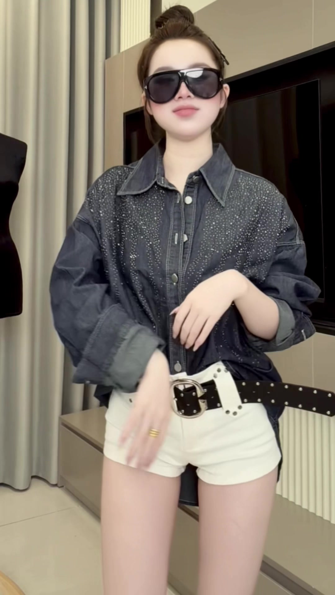 @Ladies Fashion
