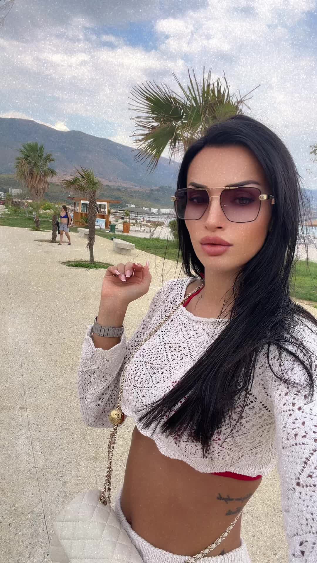@Stela Kristela Behaj