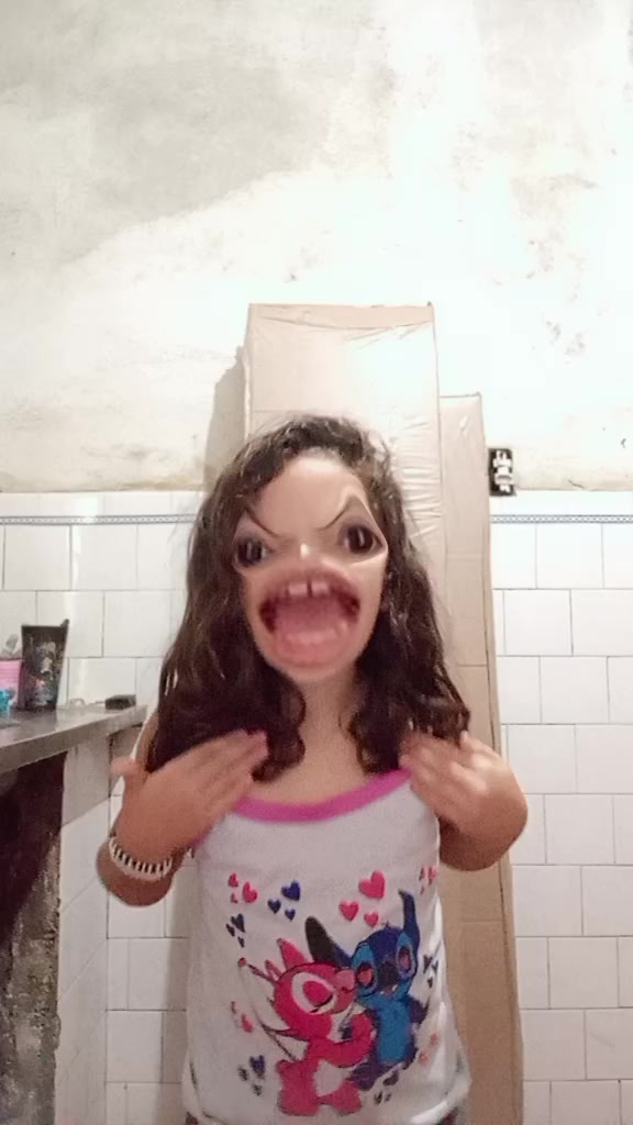 @L&iacute;via Elleres