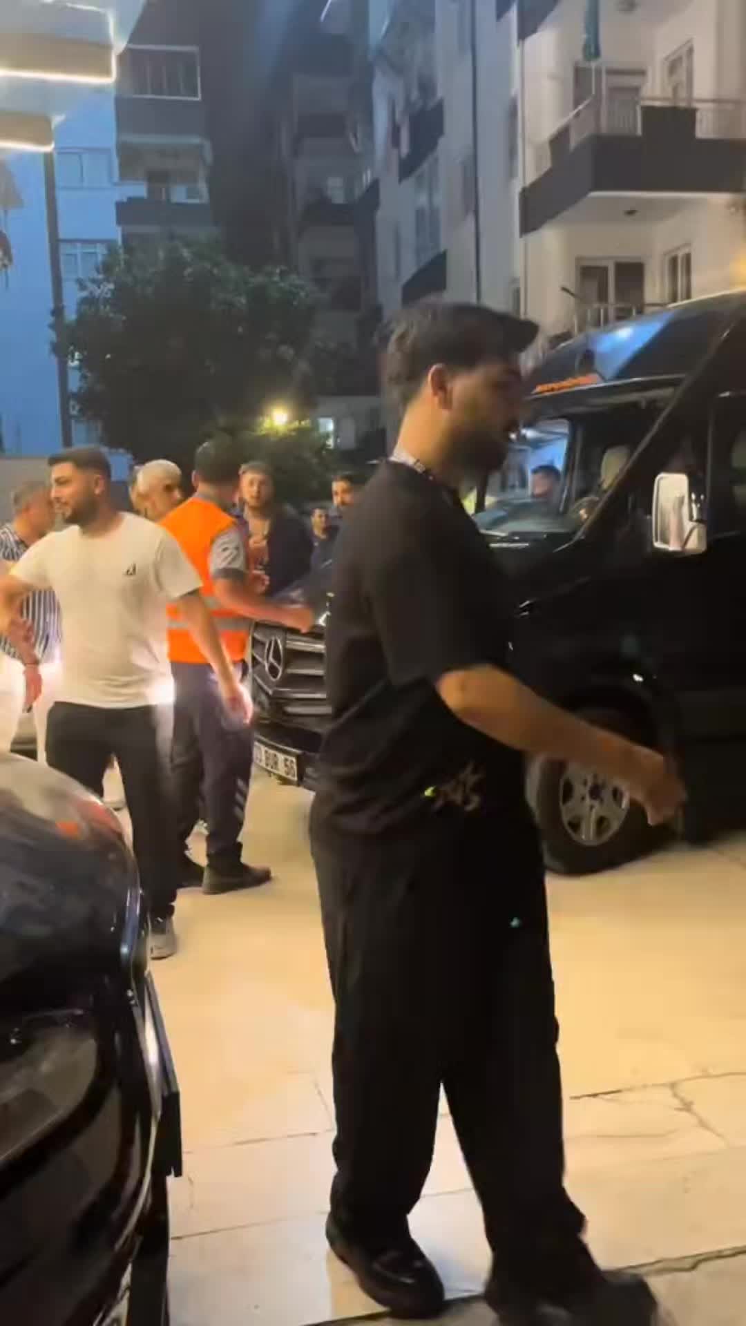 @MERO FAN🧢