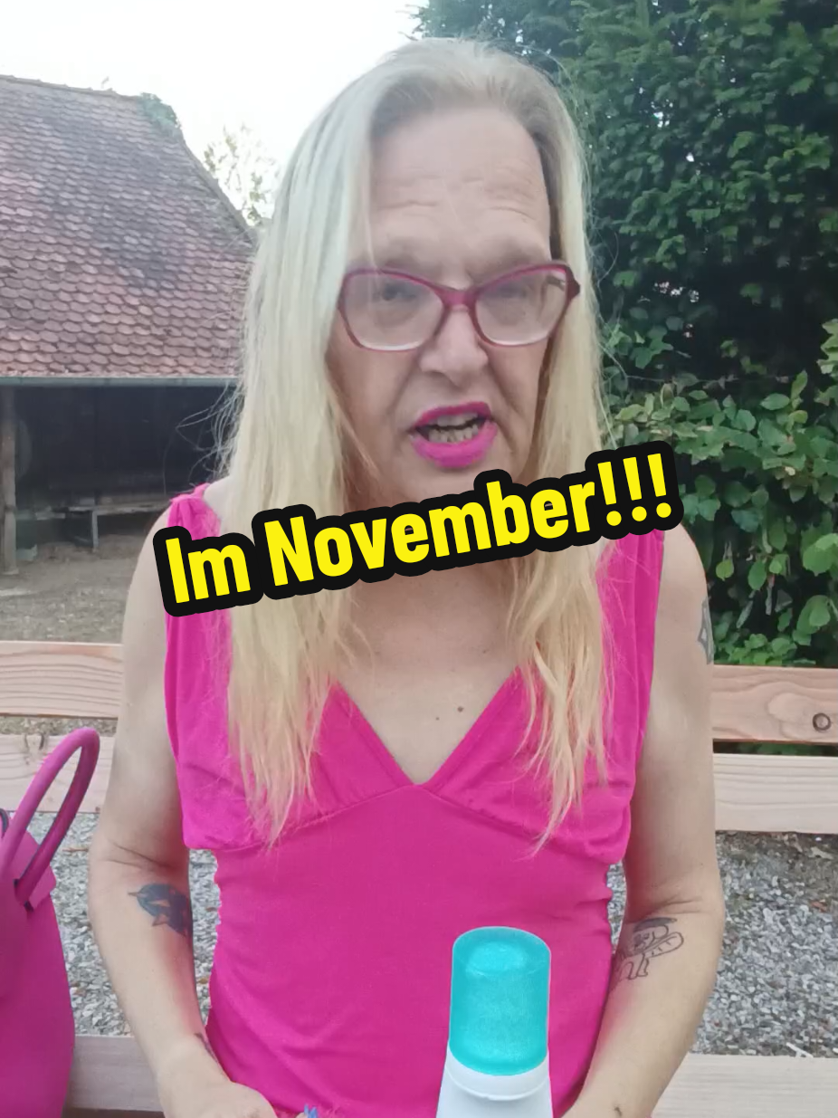@Angela_Fuxia