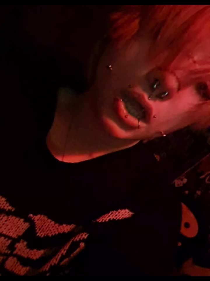 @🦷