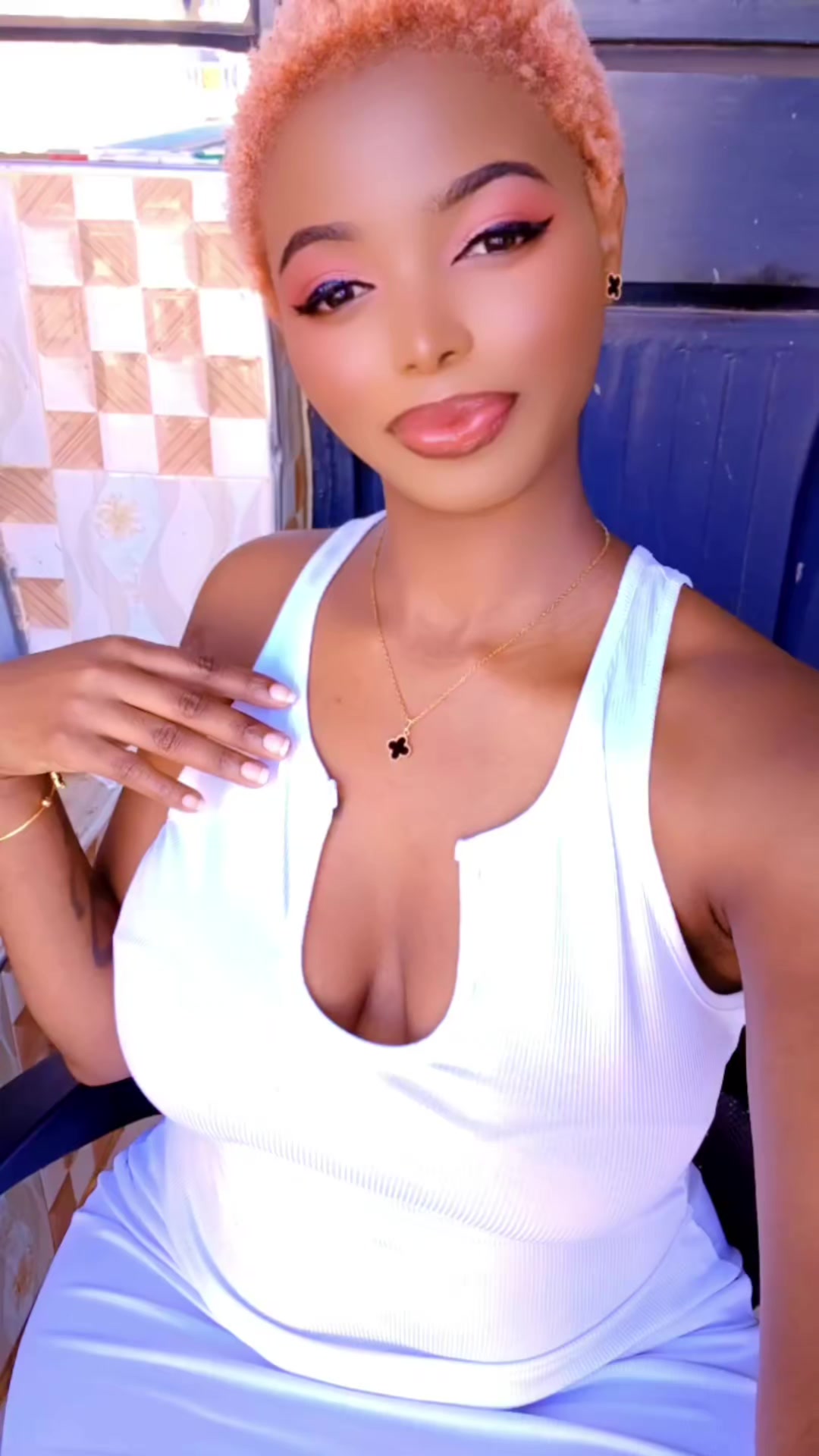 @Bree_tam