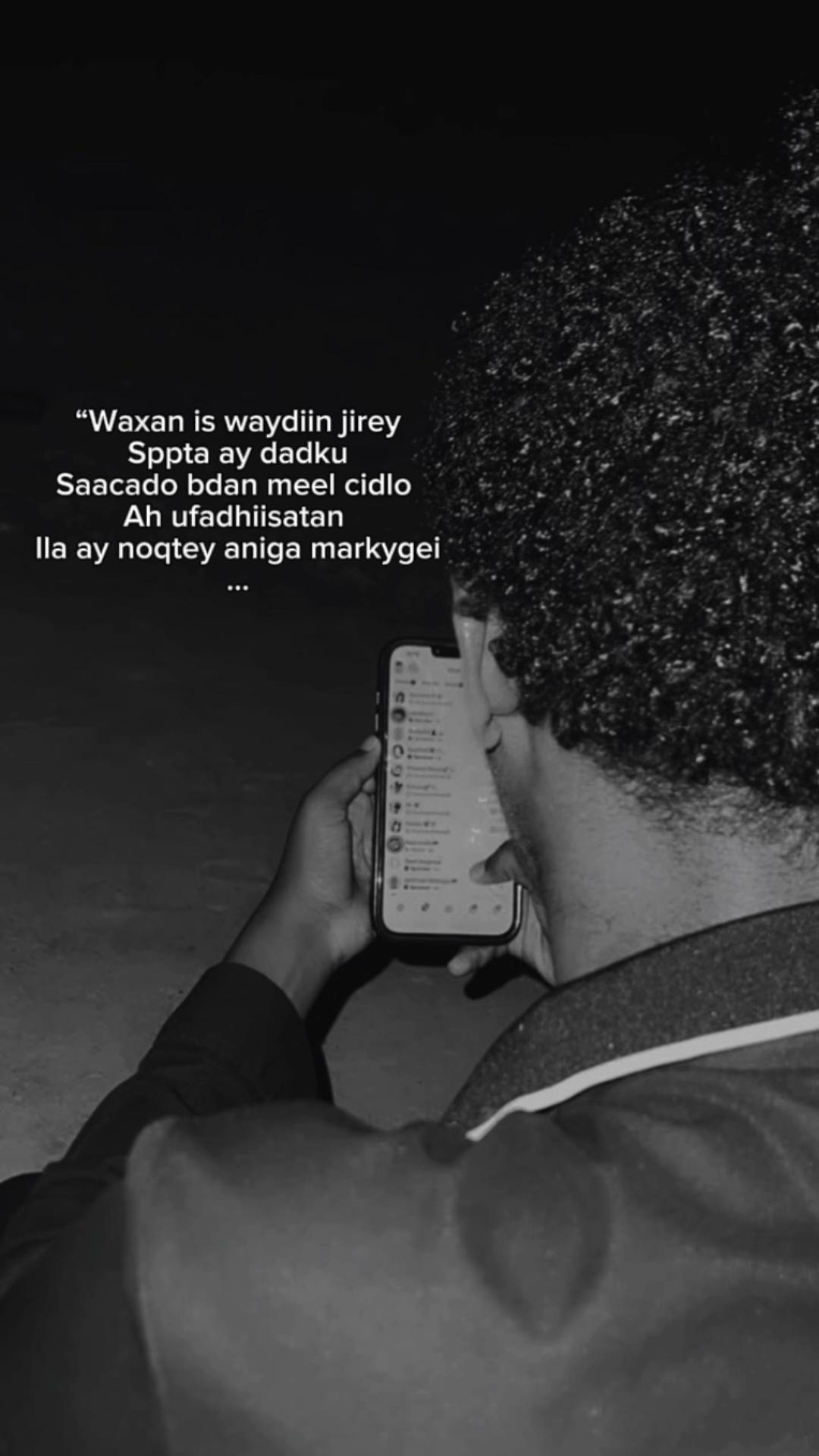 @ᗰᗩᖇTI ᗯ*Տᗴ٭͜🖤🪐:)