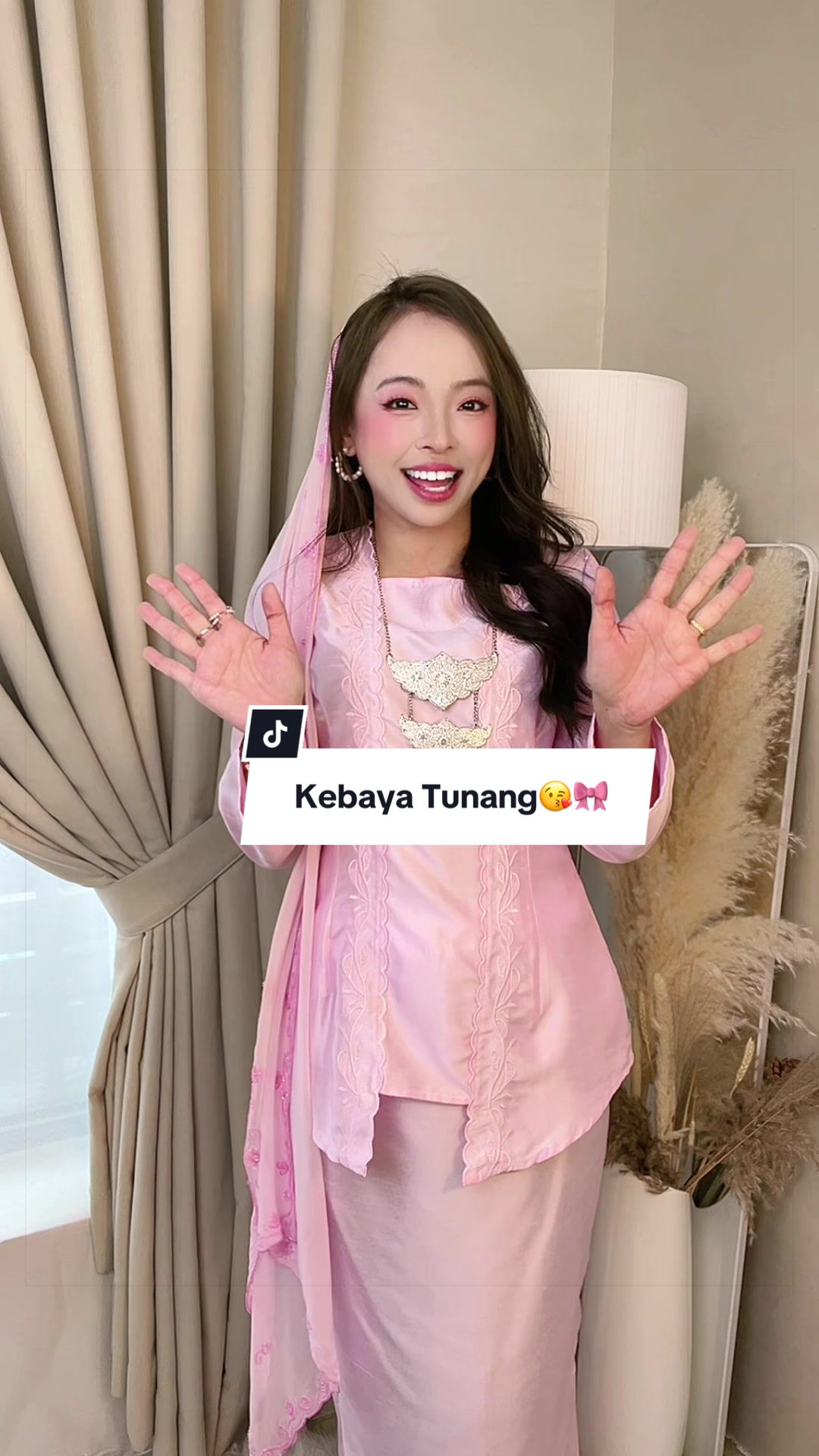 @Tiffany 🌷Moncherilive