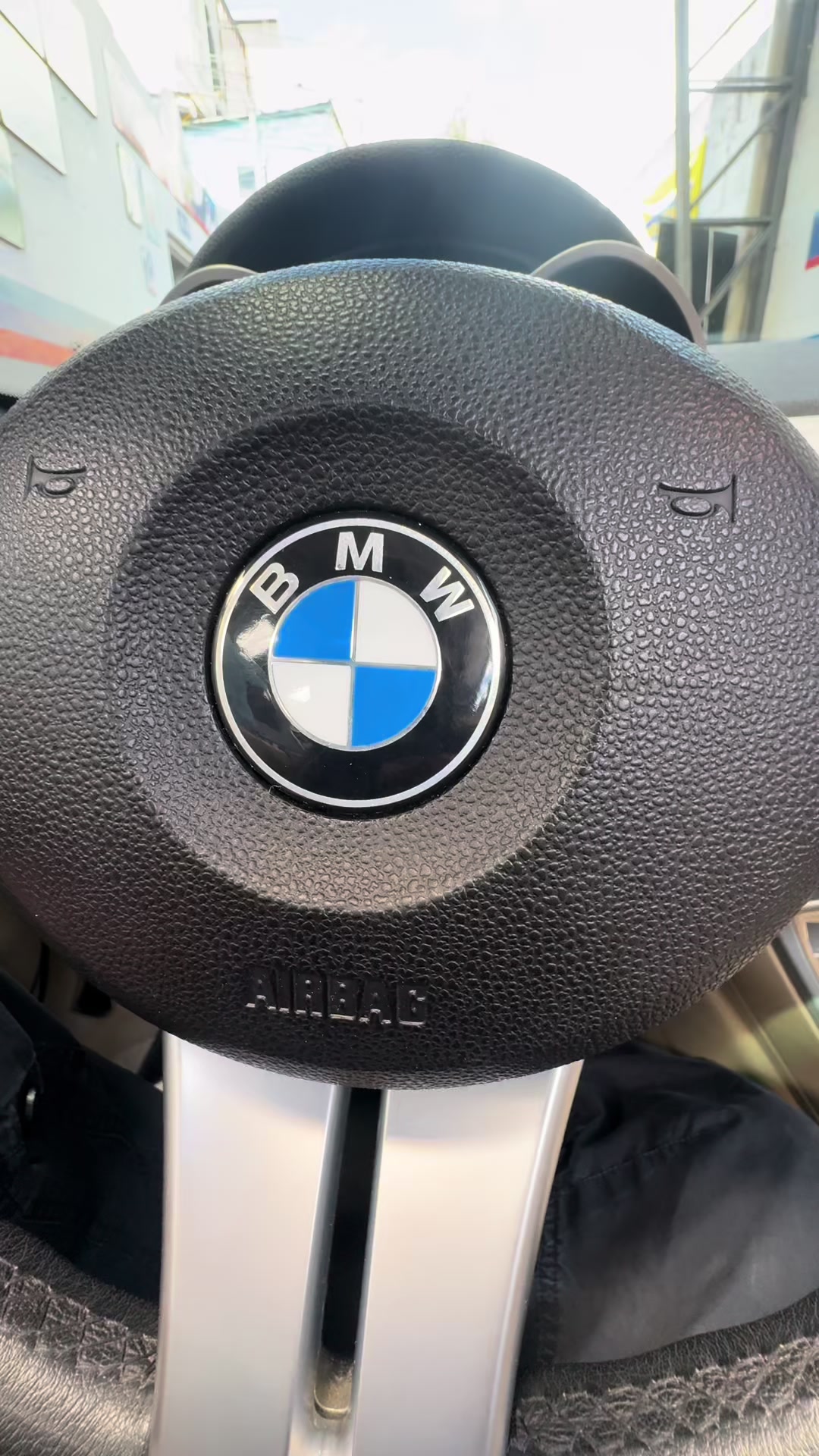 @Bmwlocura