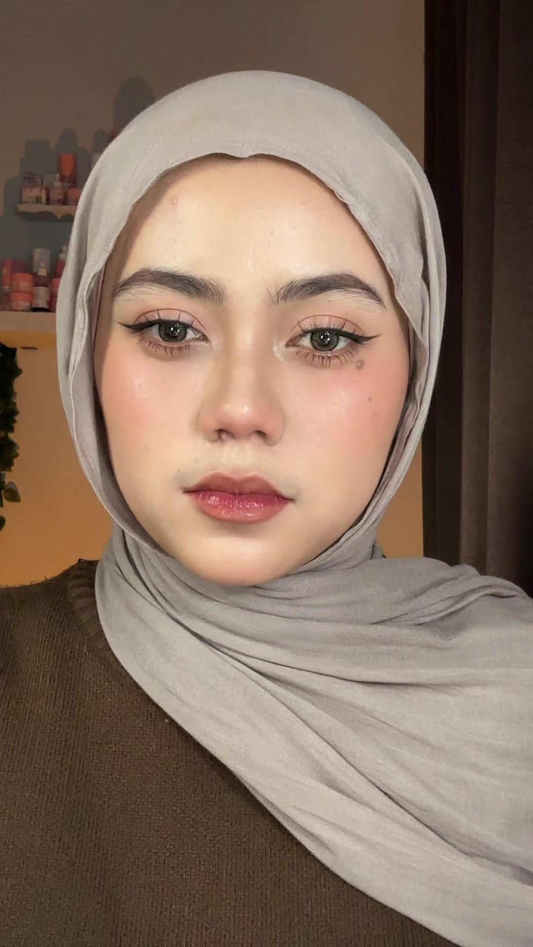 @هستي