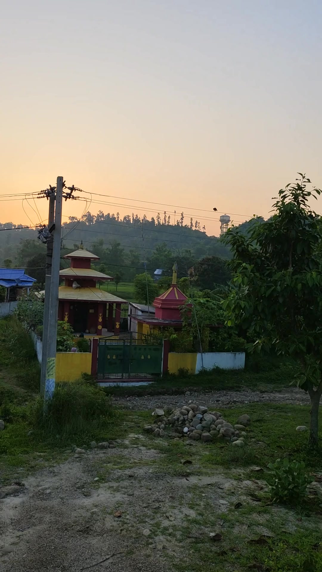 @वीरेन्द्र बस्नेत 💞💐🙋&zwj;♀️