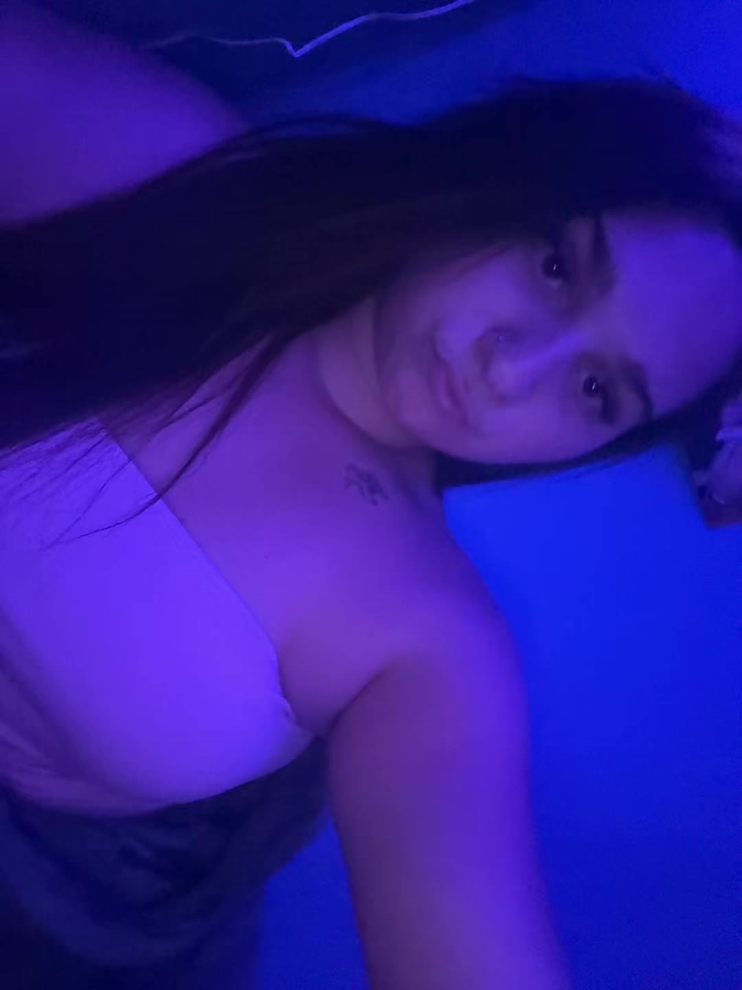 @l_o_l_a🙂&zwj;↕️
