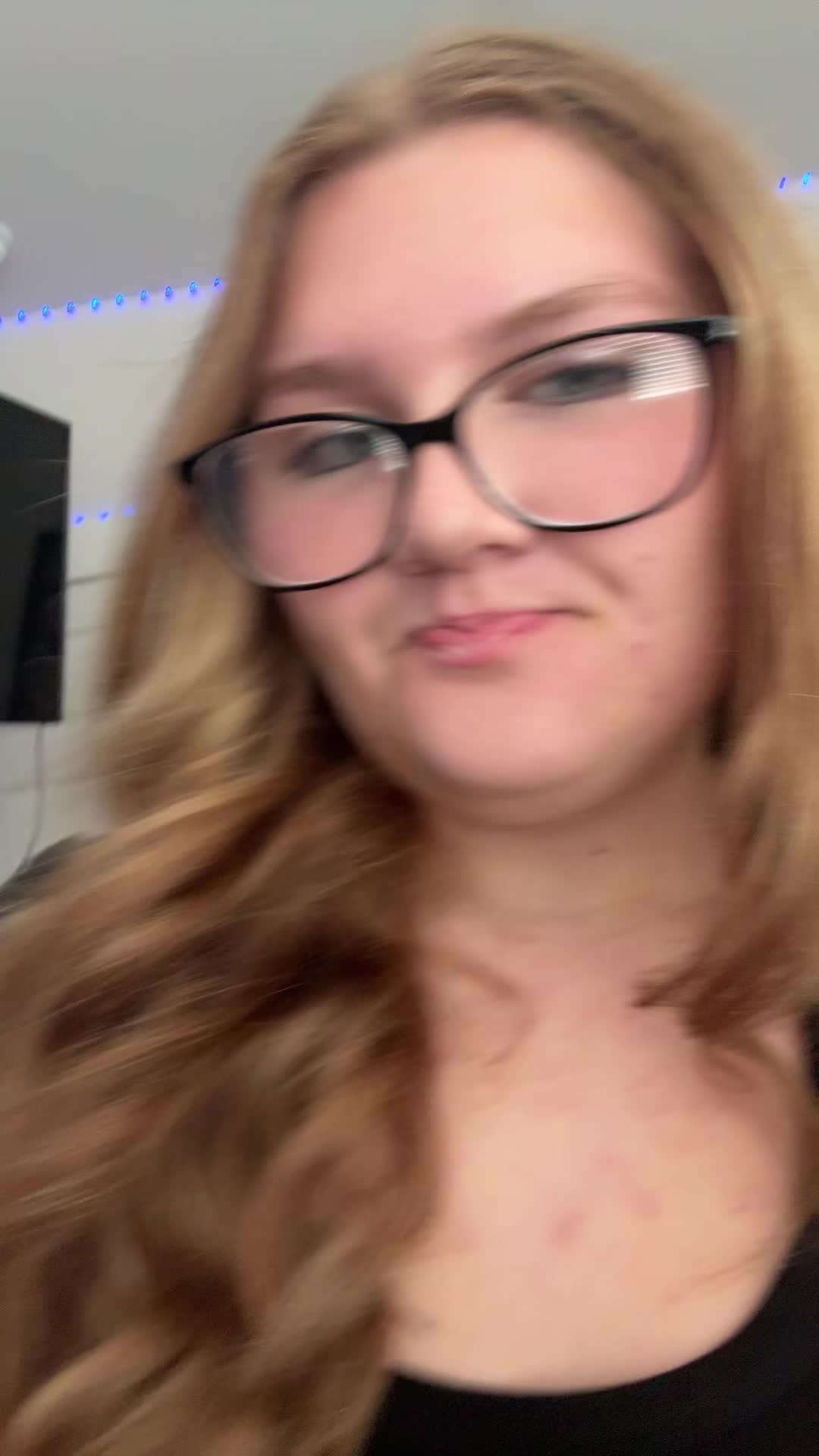 @Isabella