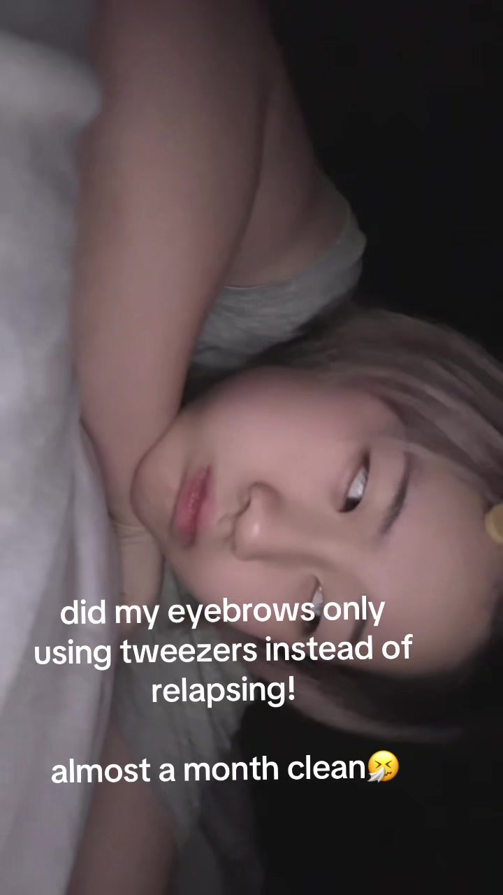 @( ྀི̫꒰ ✚ ꒱ ྀི̫)　ꩇilo　༏ྀ◟ ͜