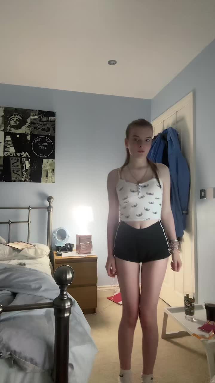 @𝓔𝓑&hearts;️