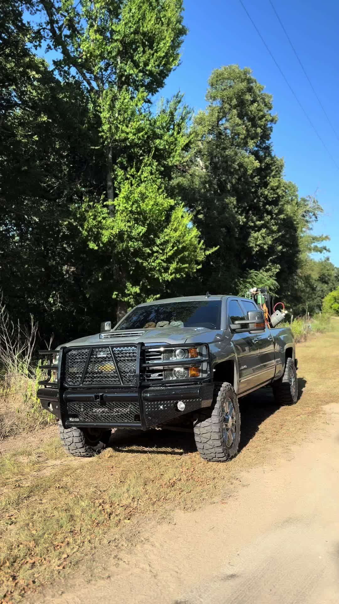 @L5p_currey