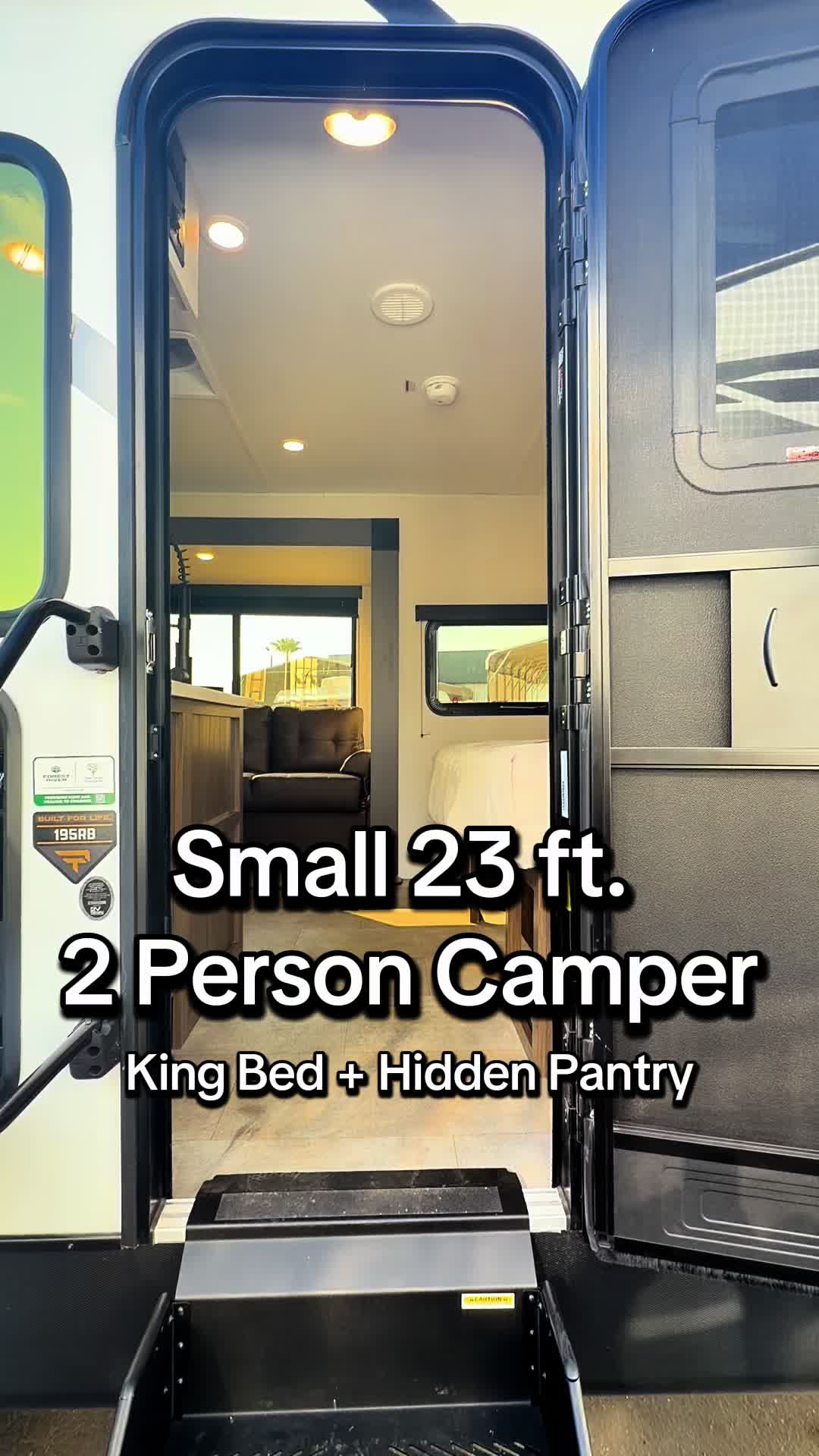 @Angel Sells RVs