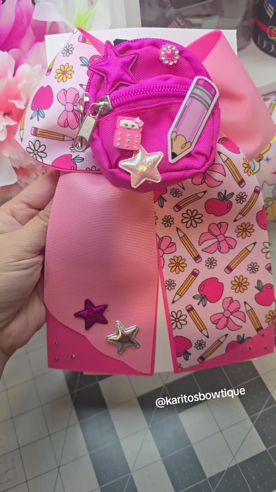 @Carolina - bows 🎀