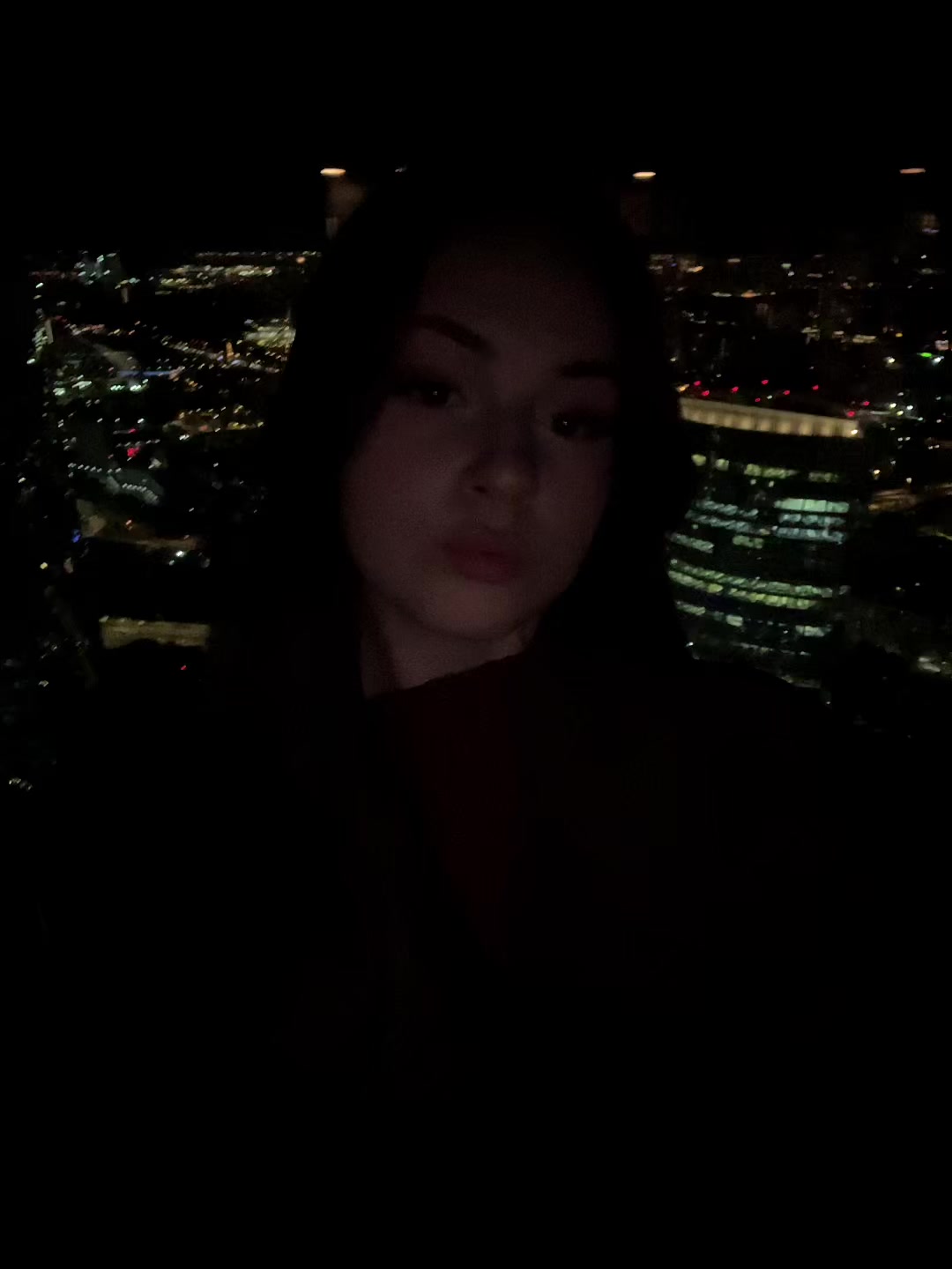 @elissew0