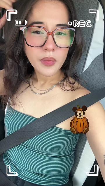 @Lizzy | Bookish⛓️✨🧸🥀