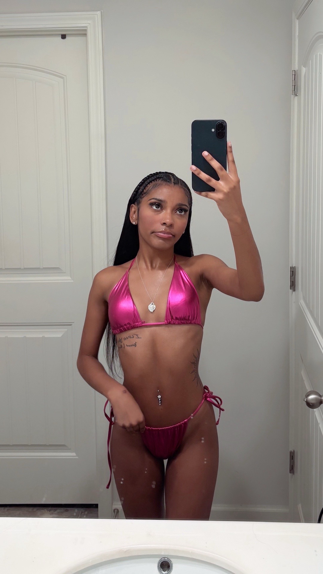 @nayla