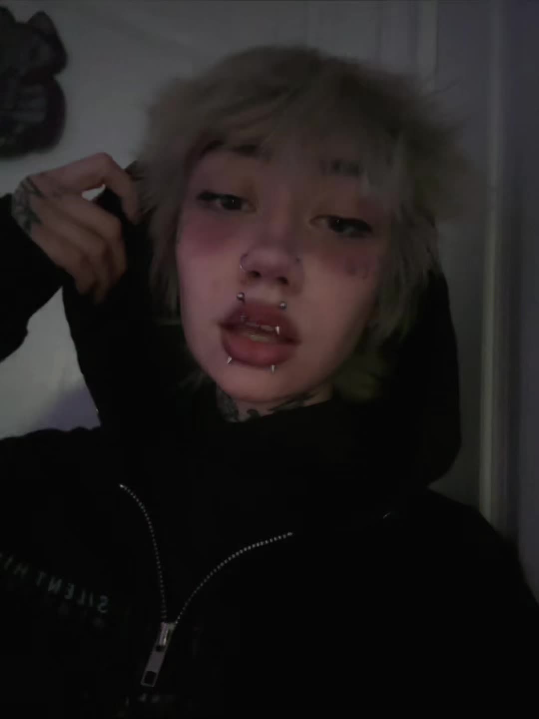 @Xknifeyx