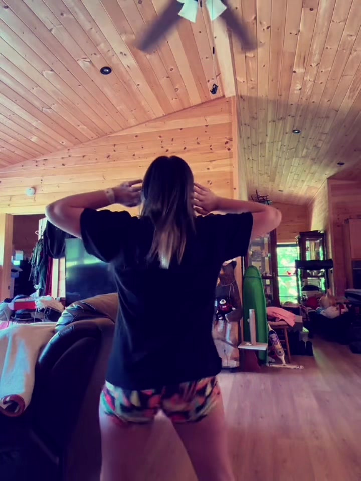 @y0unghocentral1