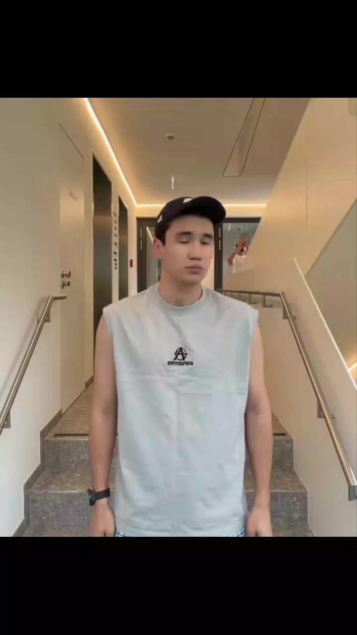 @Aneknnn🦈