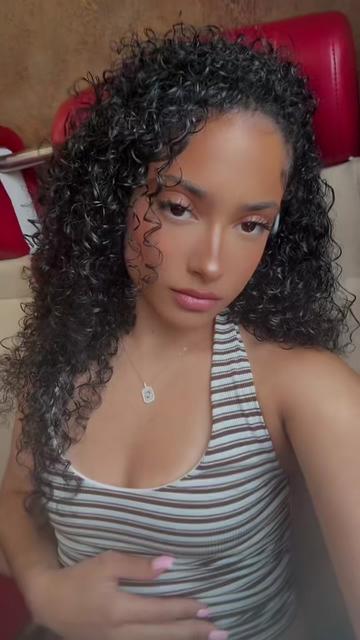 @Carolina._