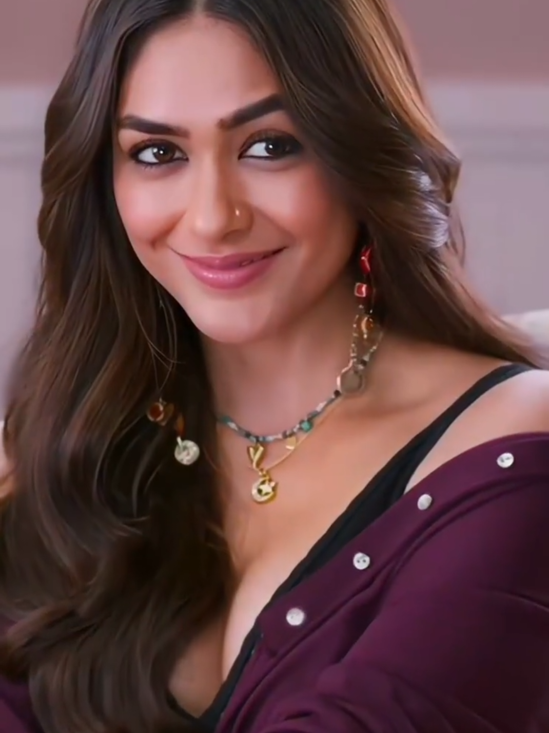 @Mrunal Cuteness 💋💗