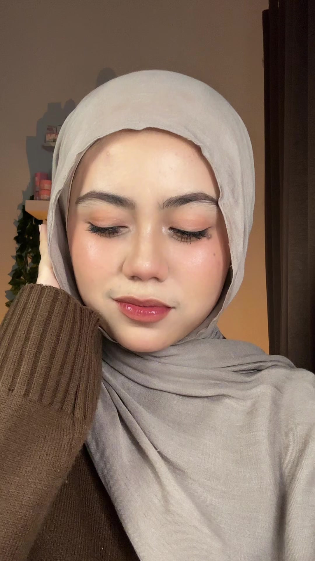 @هستي