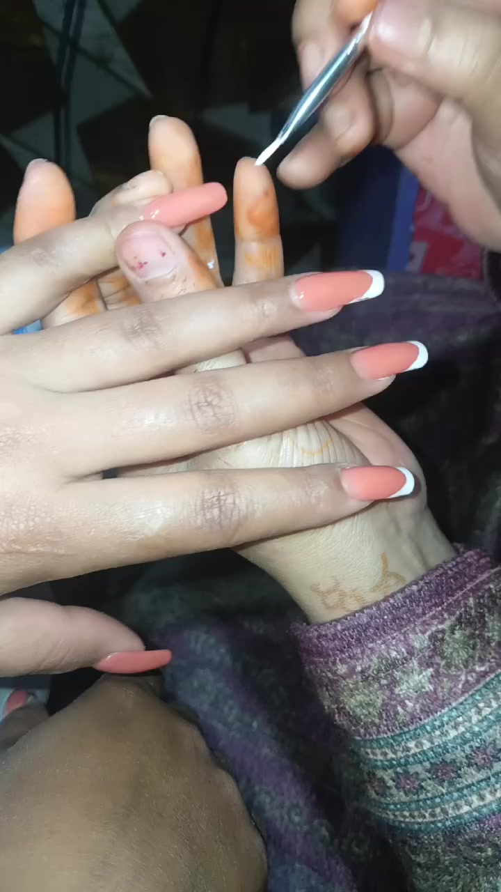 @pari beauty parlour