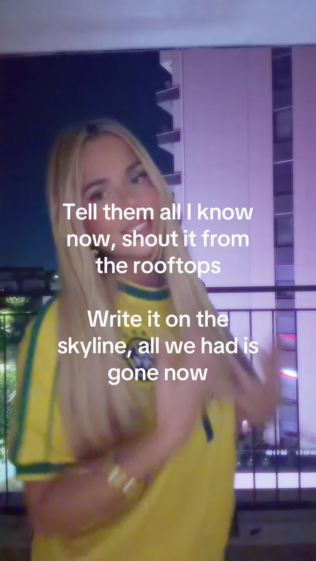 @laura
