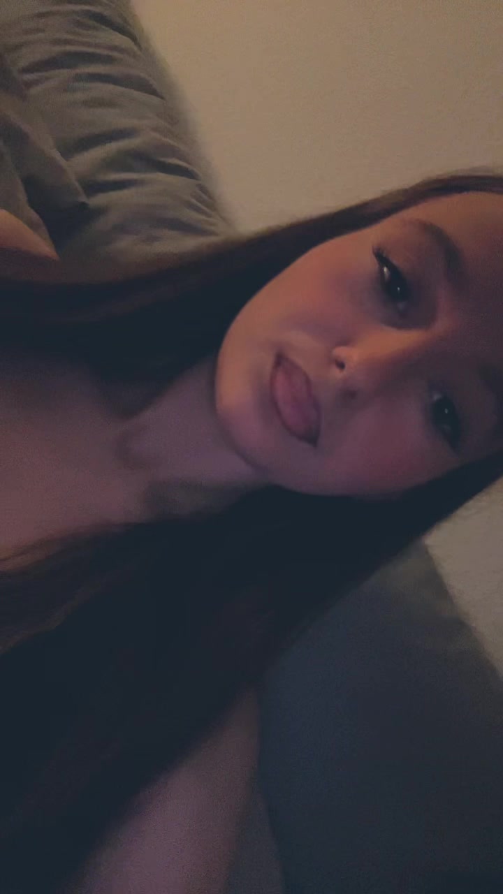 @🫐