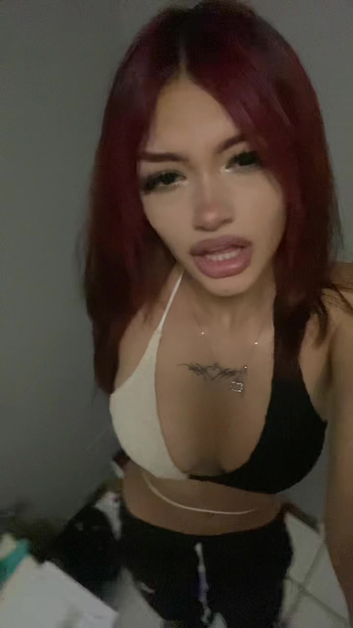 @𝐋𝐢𝐥𝐥𝐲