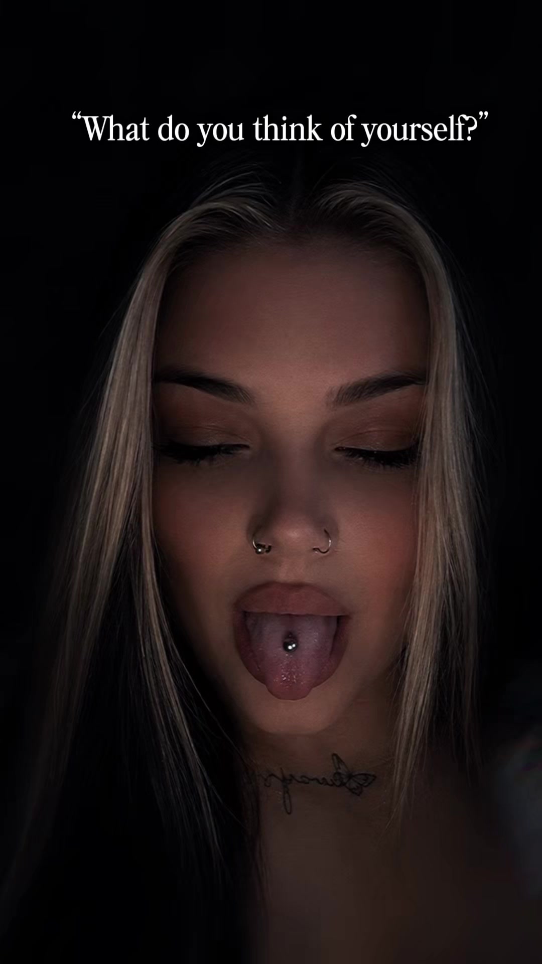 @𝐄𝐛𝐨𝐧𝐲 𝐑𝐨𝐛𝐞𝐫𝐭𝐬