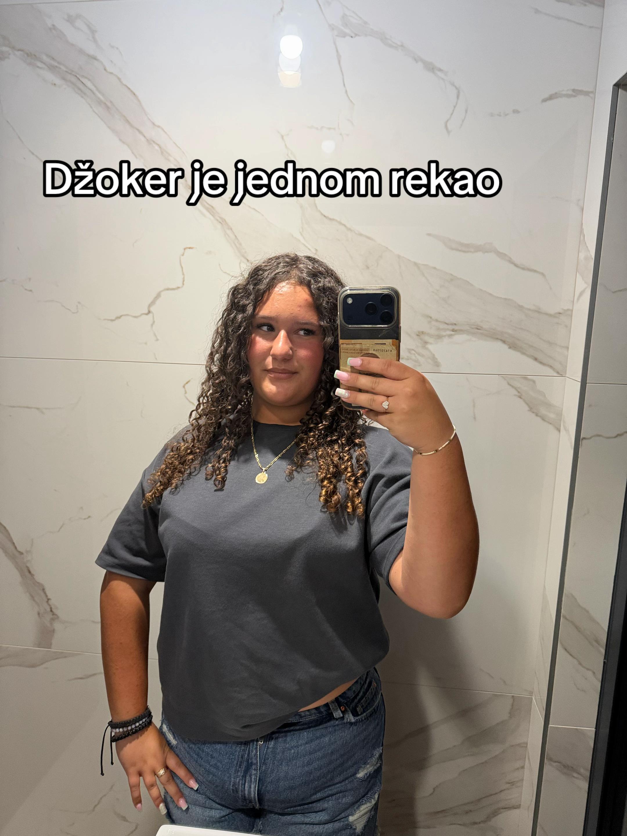 @Itsninaaaa