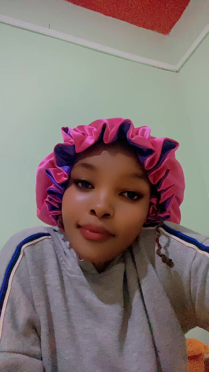 @e.m.i.l.y.wanjiru