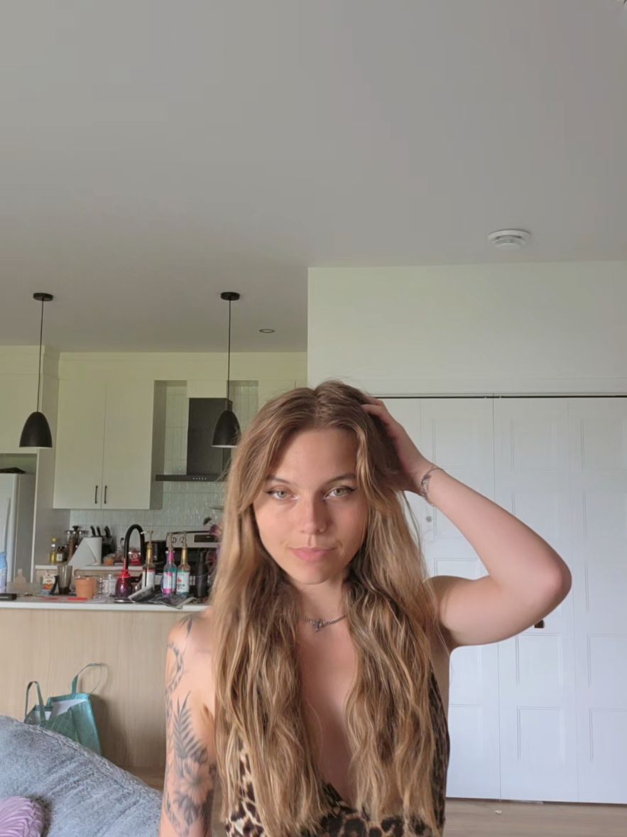 @𝙷&eacute;𝚕&eacute;𝚗𝚊♡