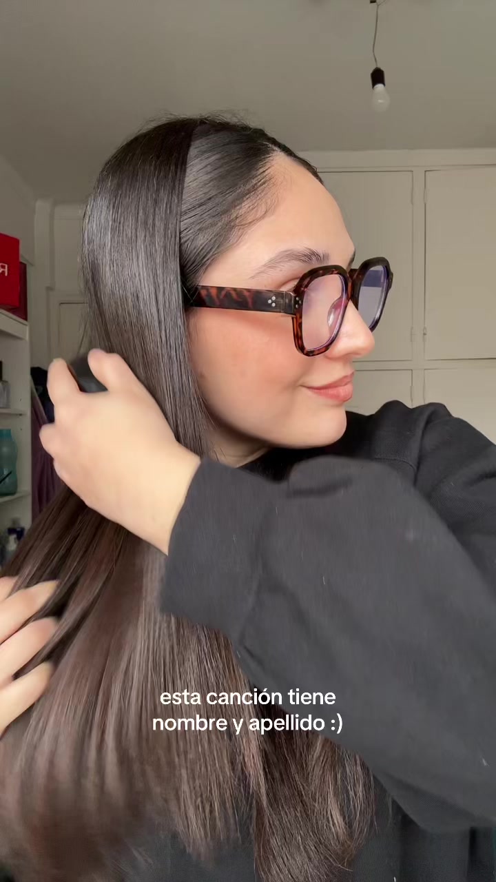 @agosriquelmeee