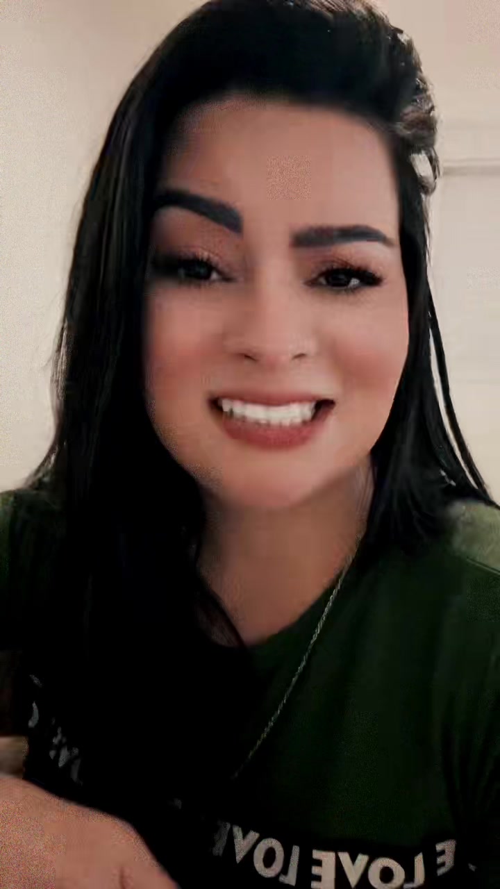@J&eacute;ssica🍷
