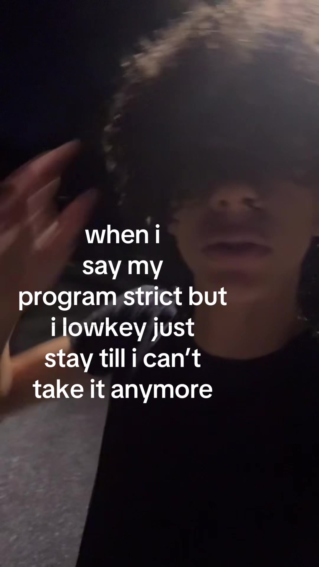 @︎