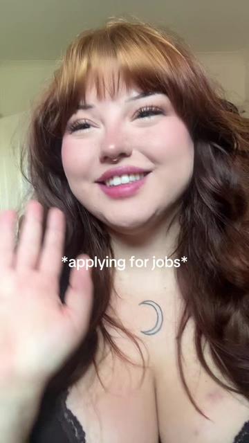@holly