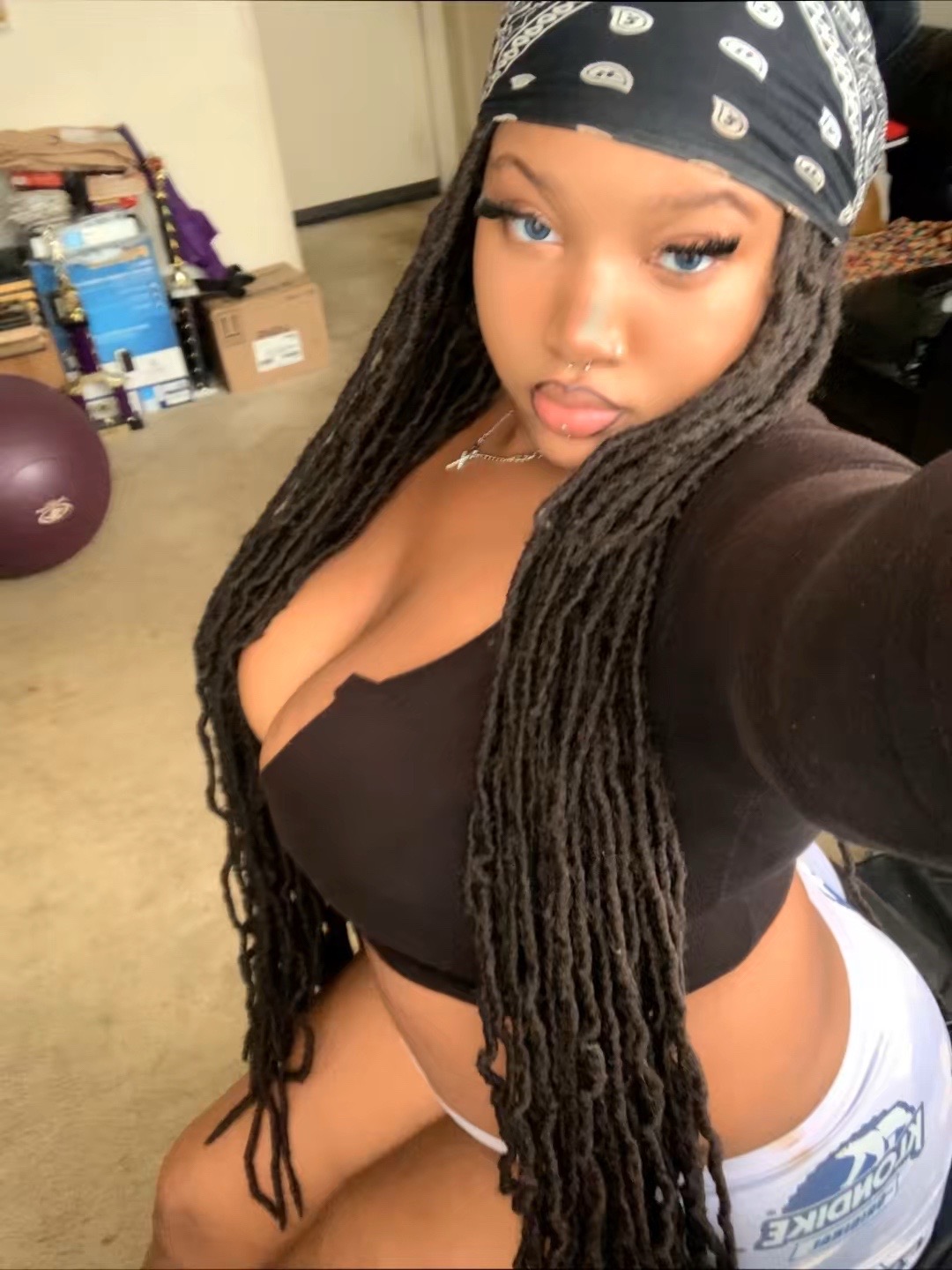 @Niya Lineberger wilson