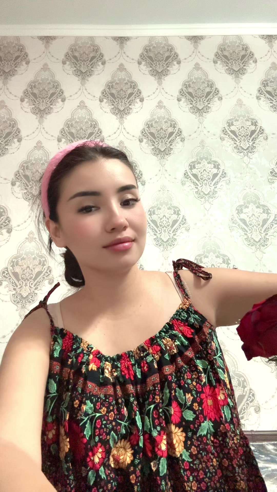 @𝑴𝒊𝒌𝒐𝒔𝒉𝒂🌹