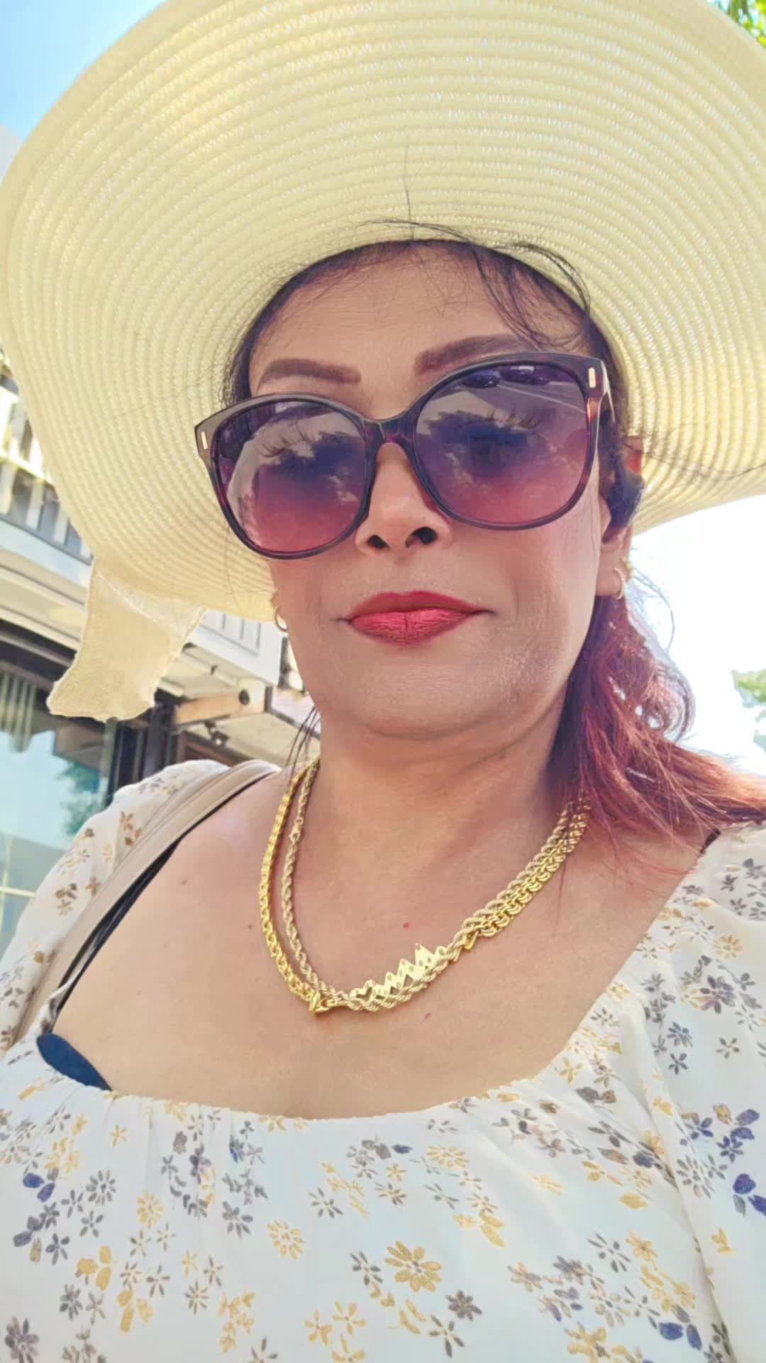 @Bibi Ali