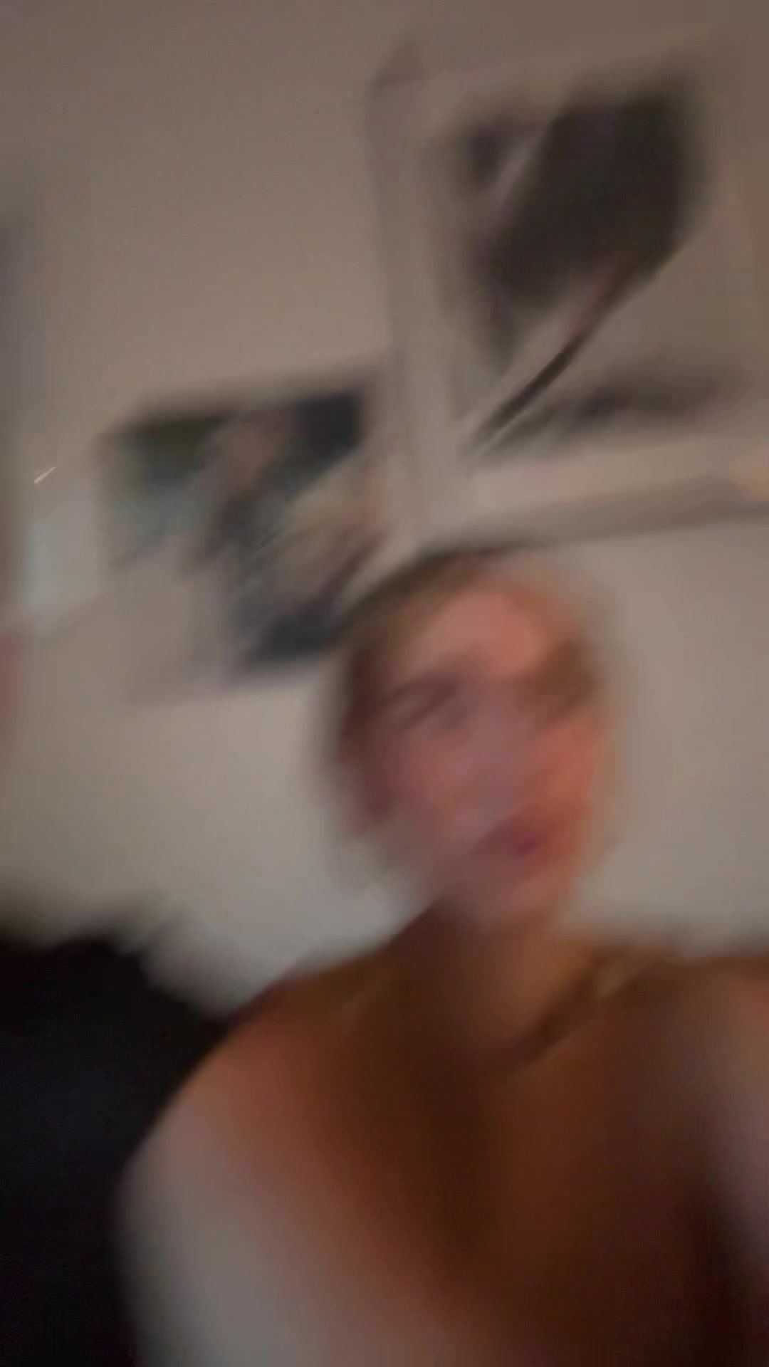 @Ella