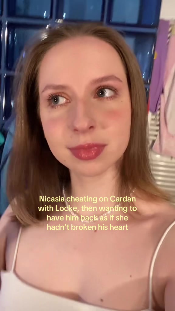 @Ellie🪽✨🏹