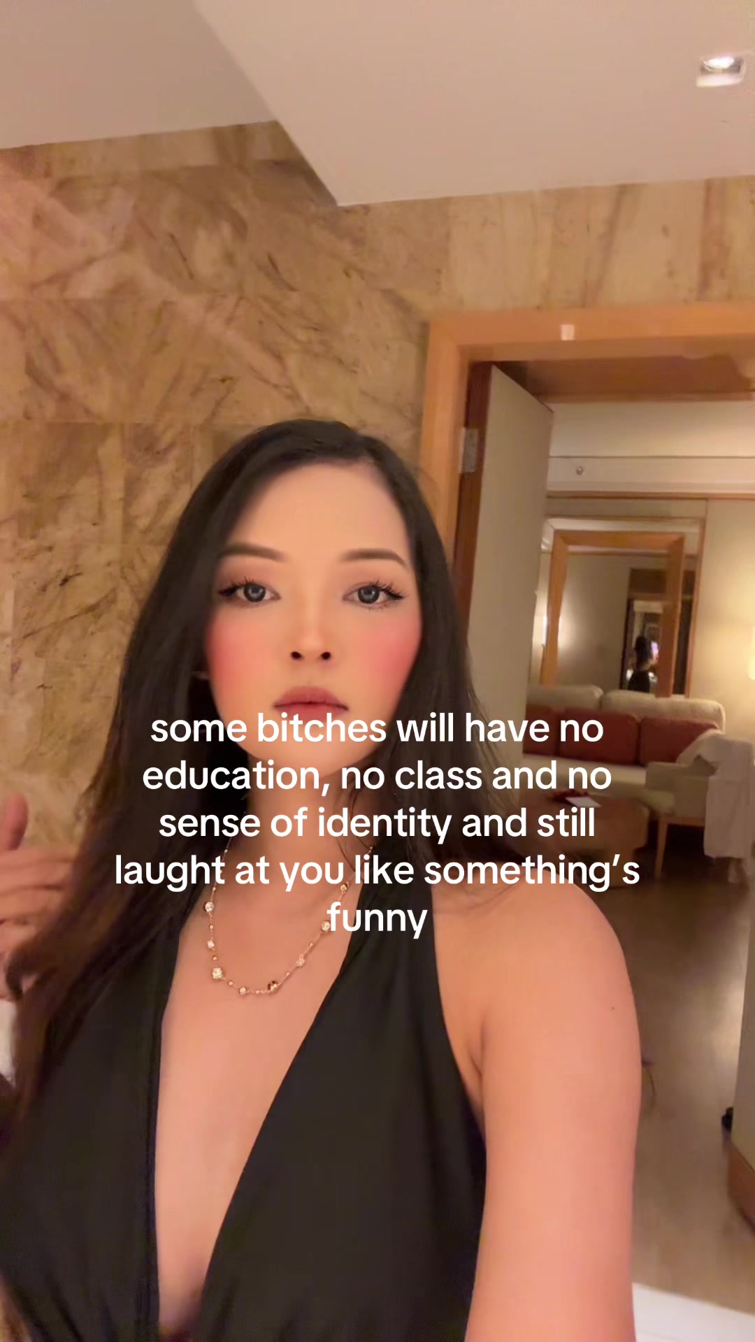 @Miss blondie